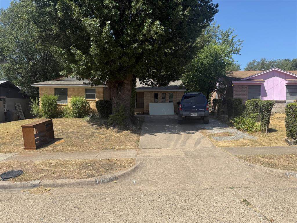 7935 Larchridge Drive - Photo 1