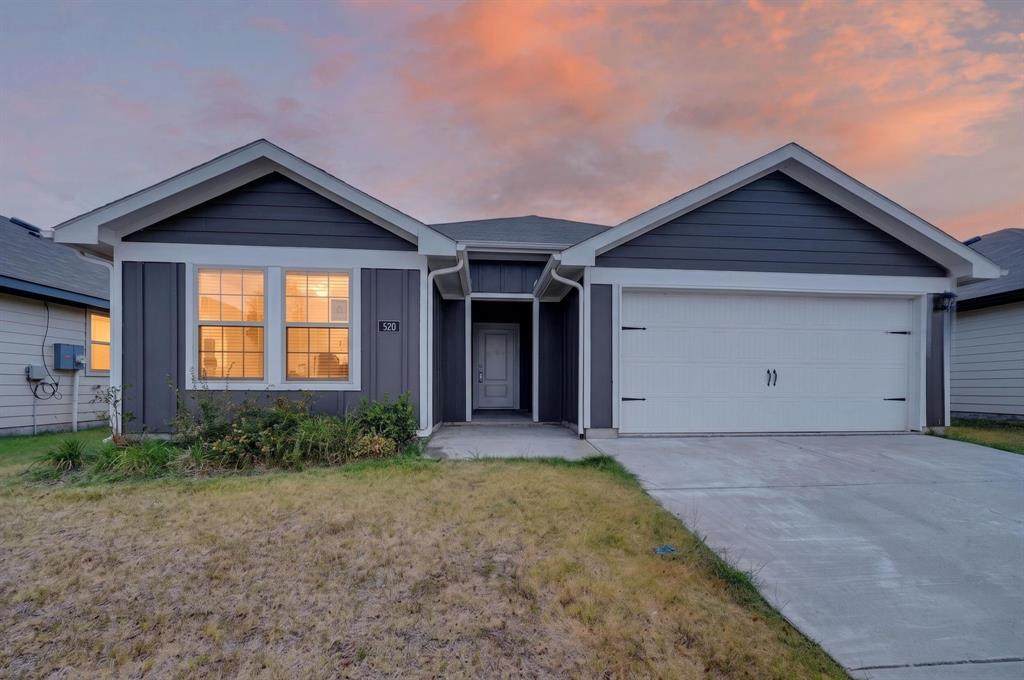 520 Creek End Drive - Photo 1
