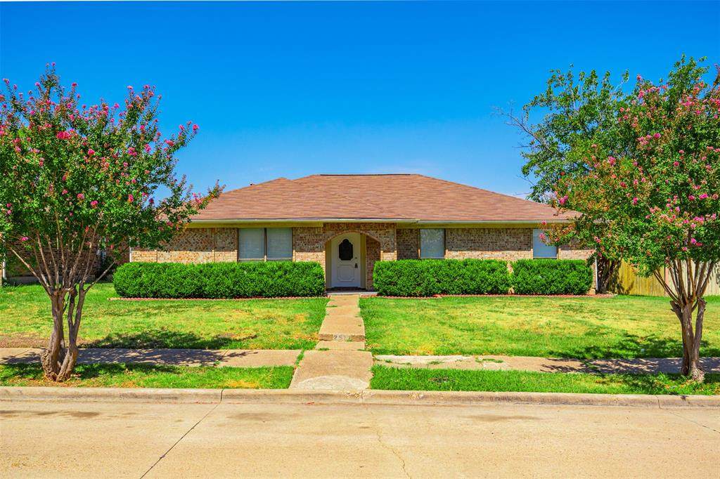 2517 Trenton Drive - Photo 1