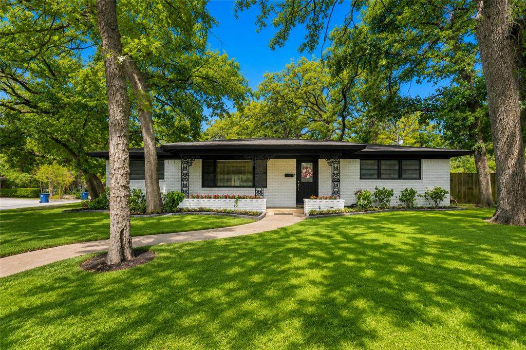 1500 Lavender Lane - Photo 1