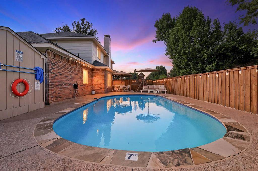 537 Purdue Drive - Photo 1