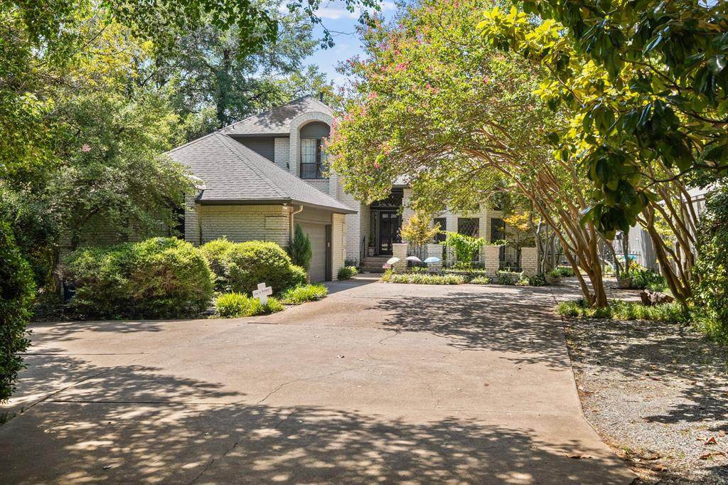 6920 Gaston Avenue - Photo 1