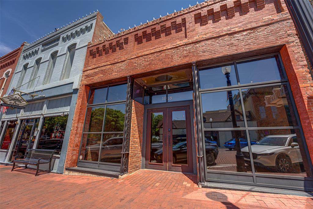 1013 15th Street - Photo 1