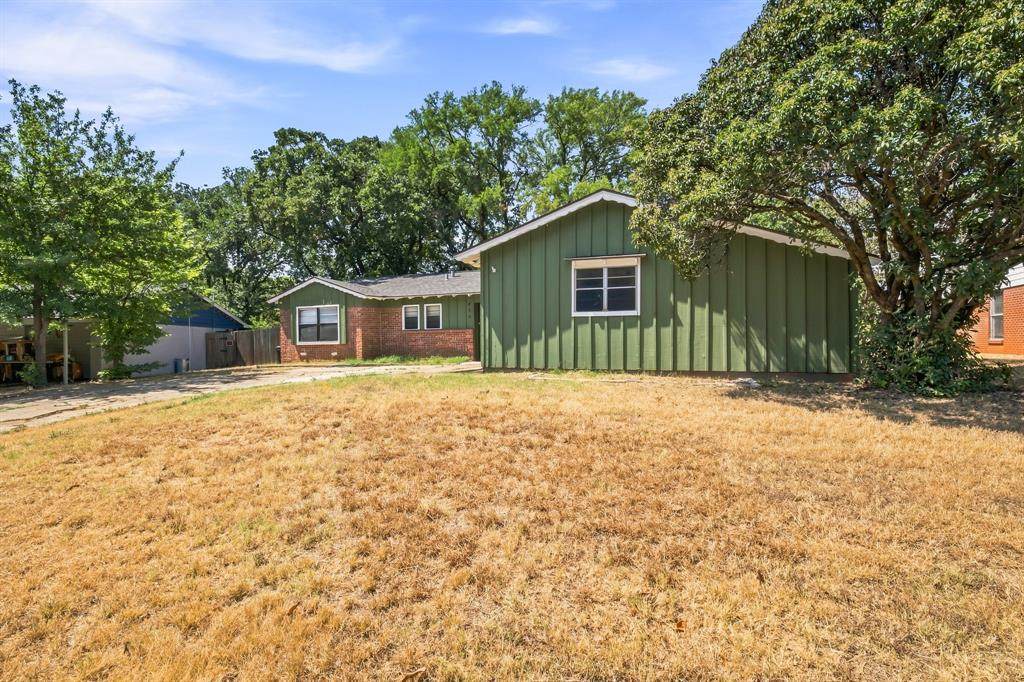 810 Arthur Drive - Photo 1