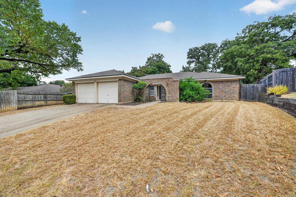 1617 Bent Oak Drive - Photo 1