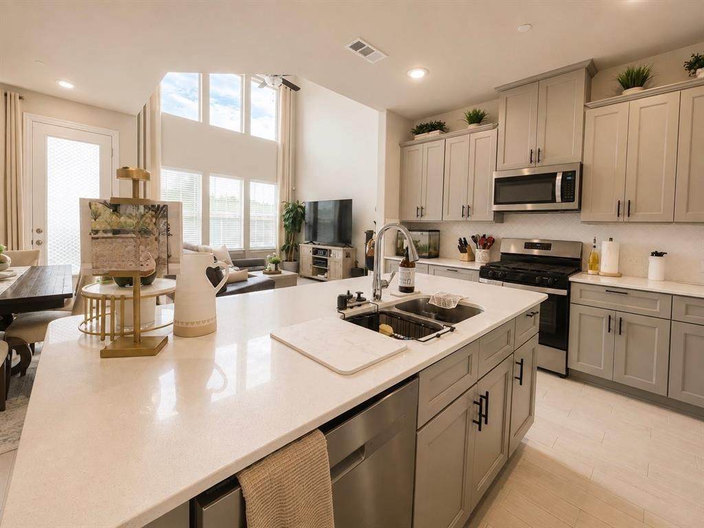 585 Hutchinson Lane - Photo 1
