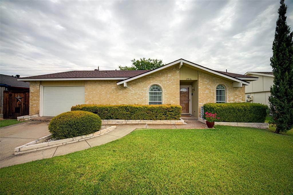 2916 Lockwood Drive - Photo 1