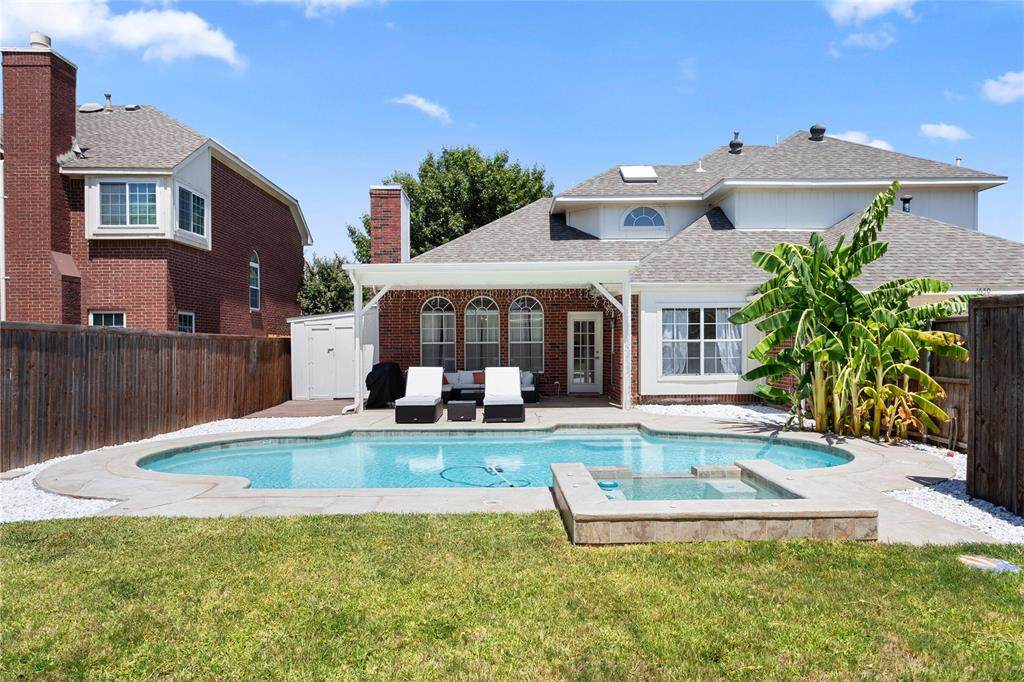1650 Glenmore Drive - Photo 1