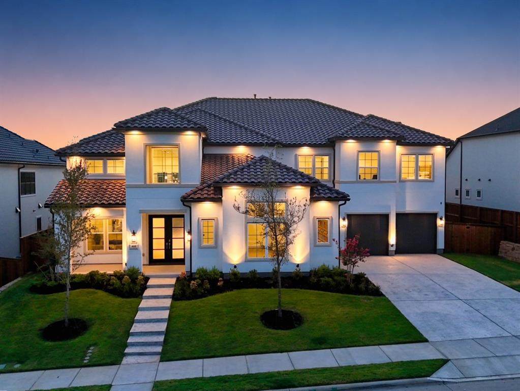 460 Harrison Lane - Photo 1