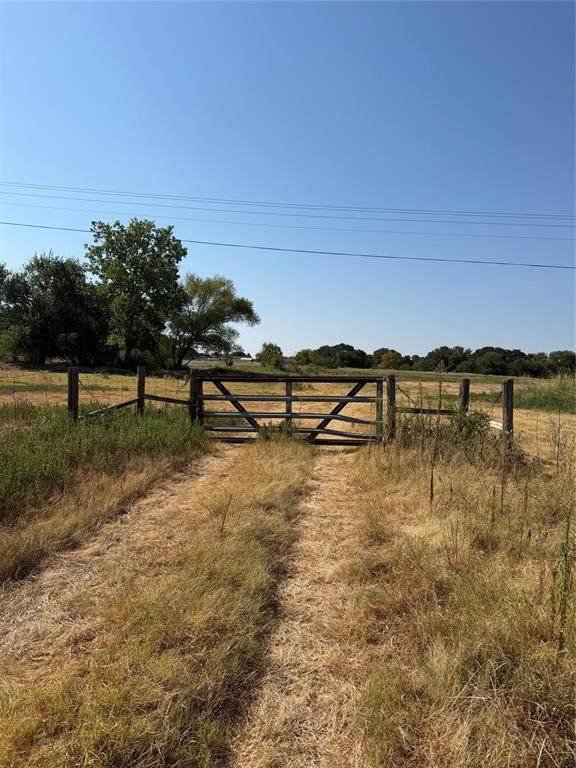 TBD County Road 3707 - Photo 1