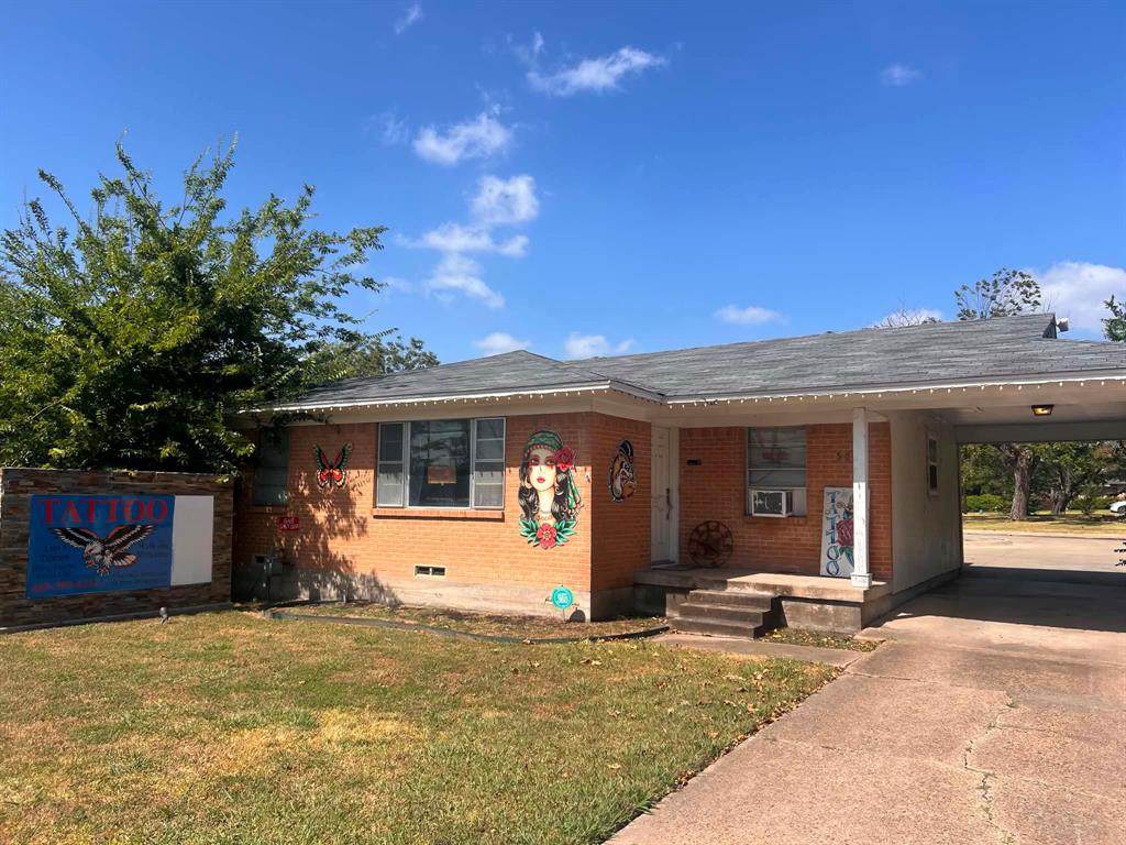 509 Elm Street - Photo 1