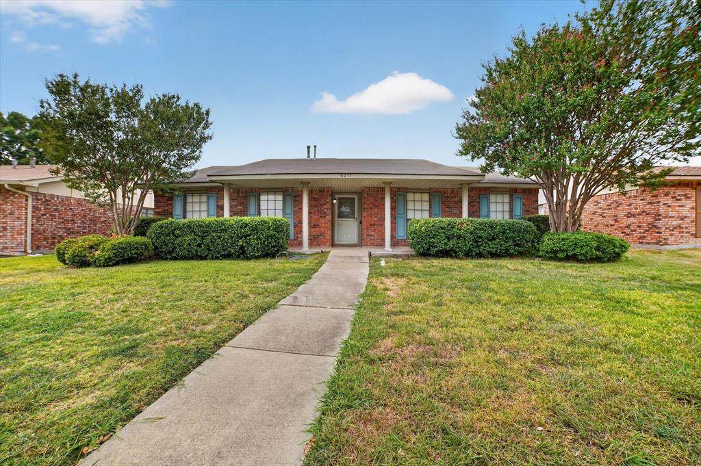 6217 Fallbrook Drive - Photo 1