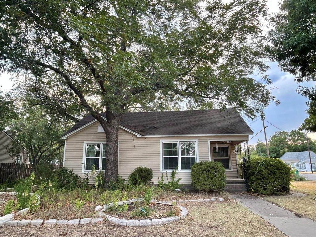 421 Hickory Street - Photo 1