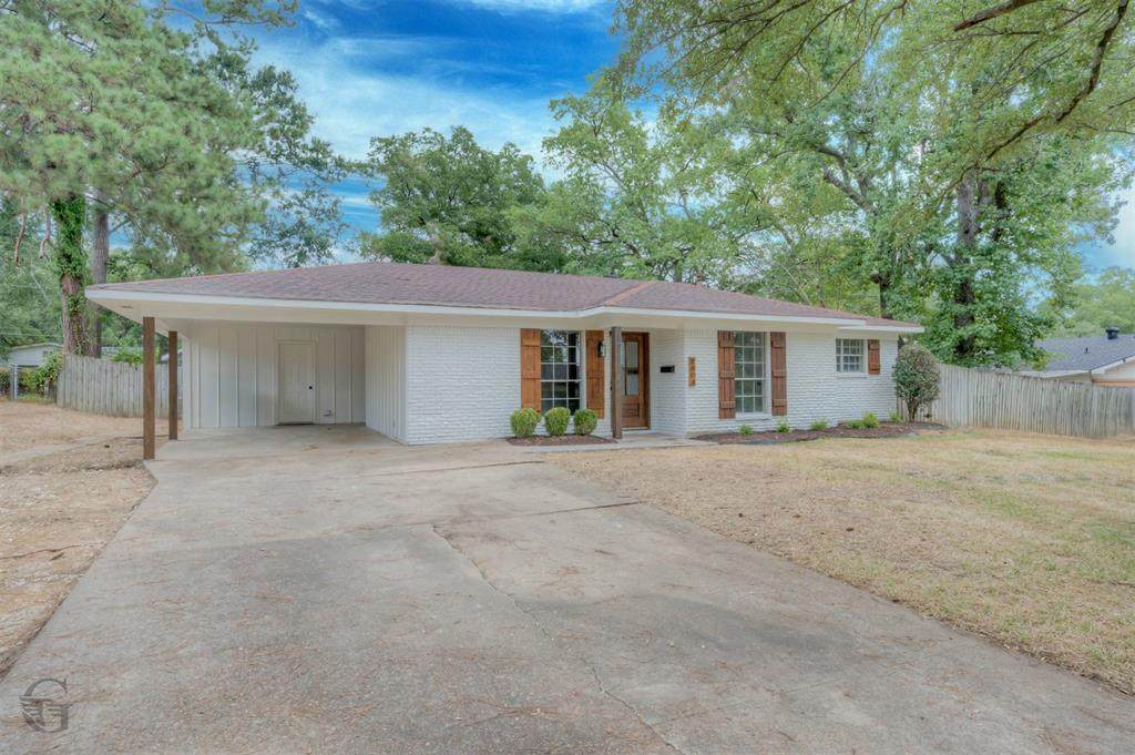 2804 Lynda Lane - Photo 1