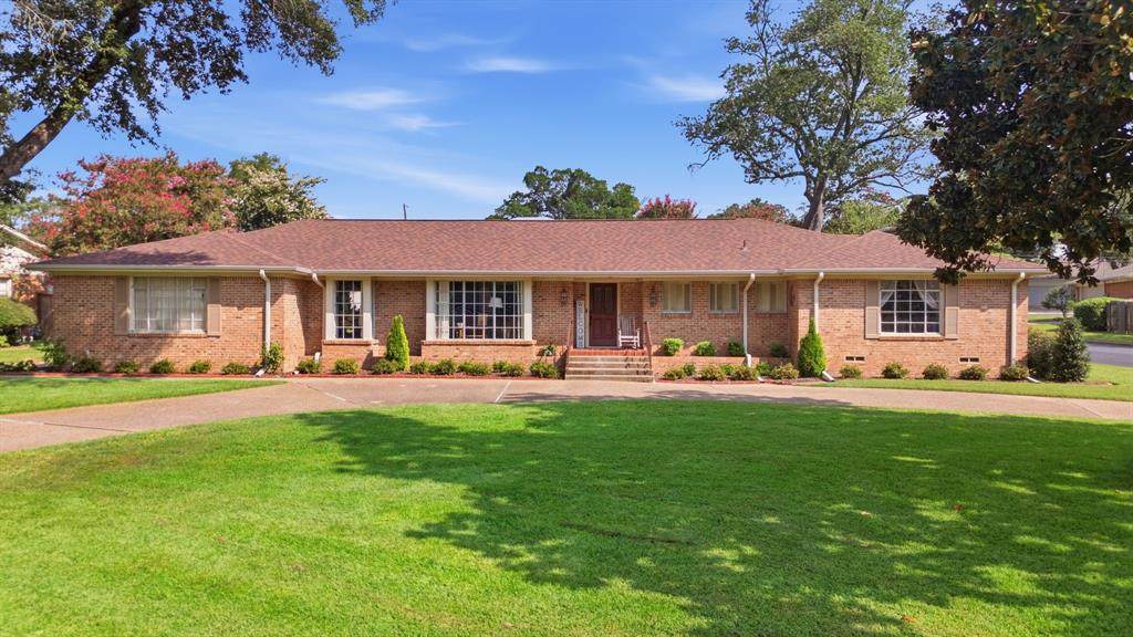 1936 Montrose Drive - Photo 1