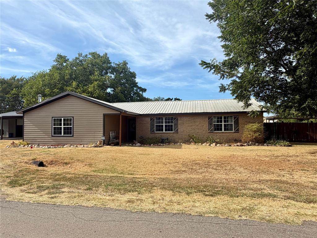 100 Nell Lane - Photo 1