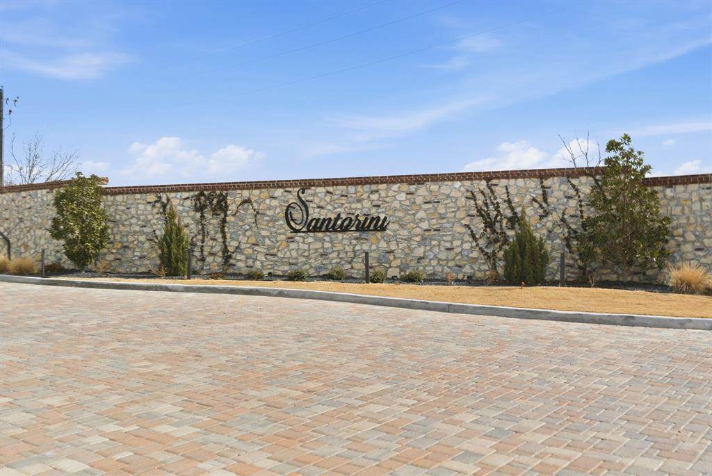 3004 Palermo Drive - Photo 1