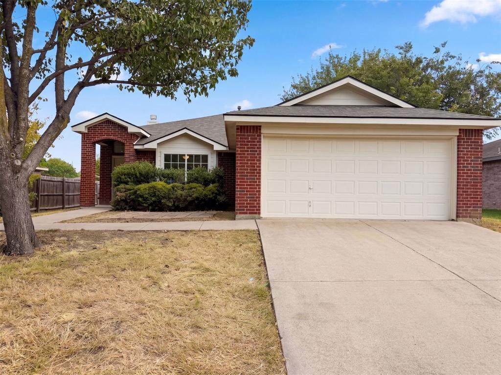825 Dixon Lane - Photo 1