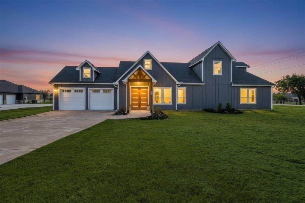 1561 Dixie Estates Way - Photo 1