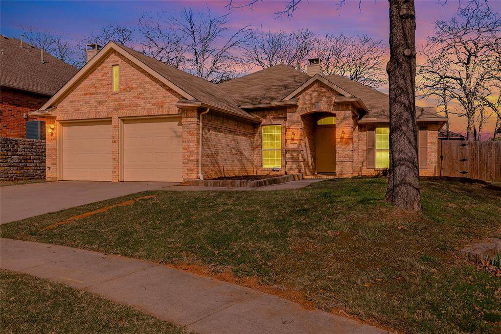 2211 Knob Hill Drive - Photo 1