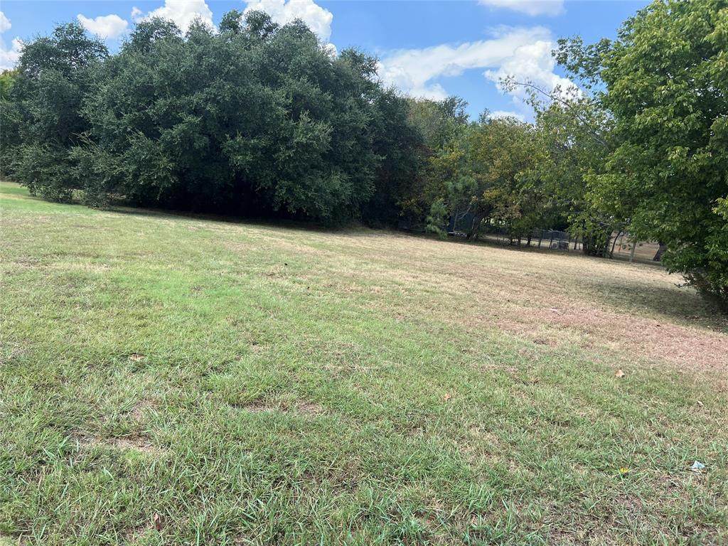 114 Greentree Cir Circle - Photo 1
