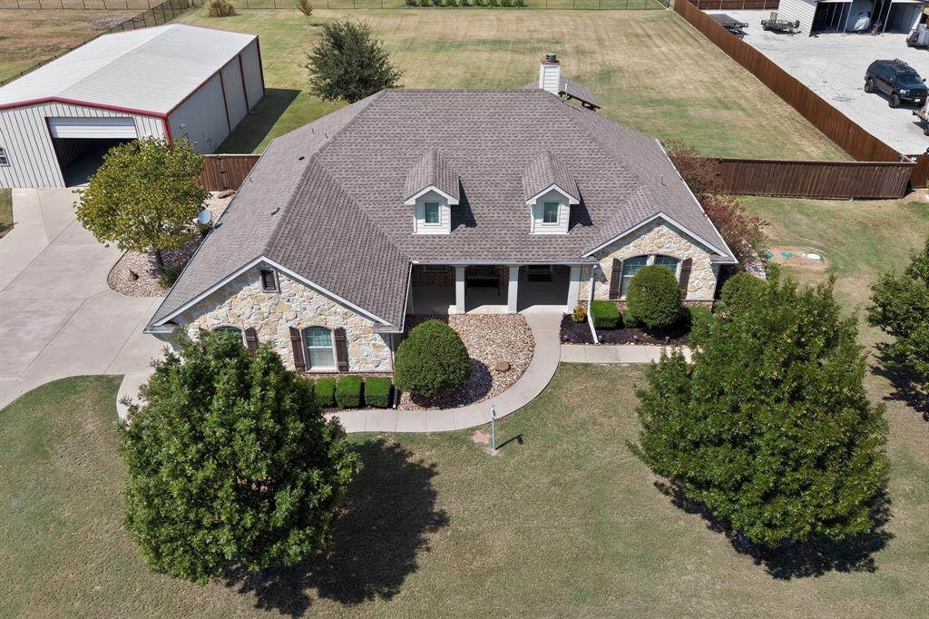 320 Brooks Drive - Photo 1