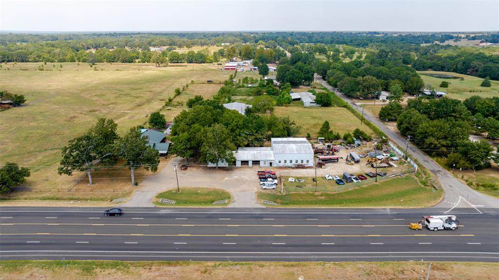 4687 Highway 82 - Photo 1