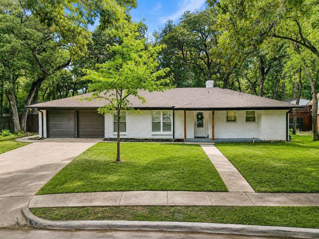 2633 Locksley - Photo 1
