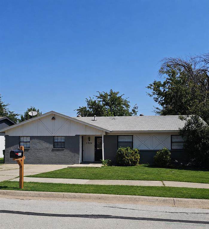6924 Yorkston Street - Photo 1