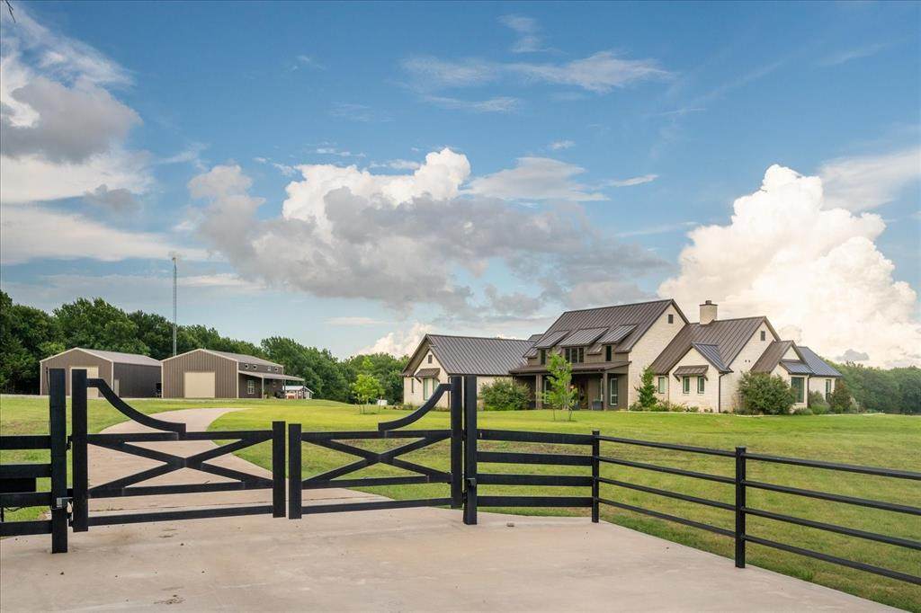 1284 County Road 4940 - Photo 1
