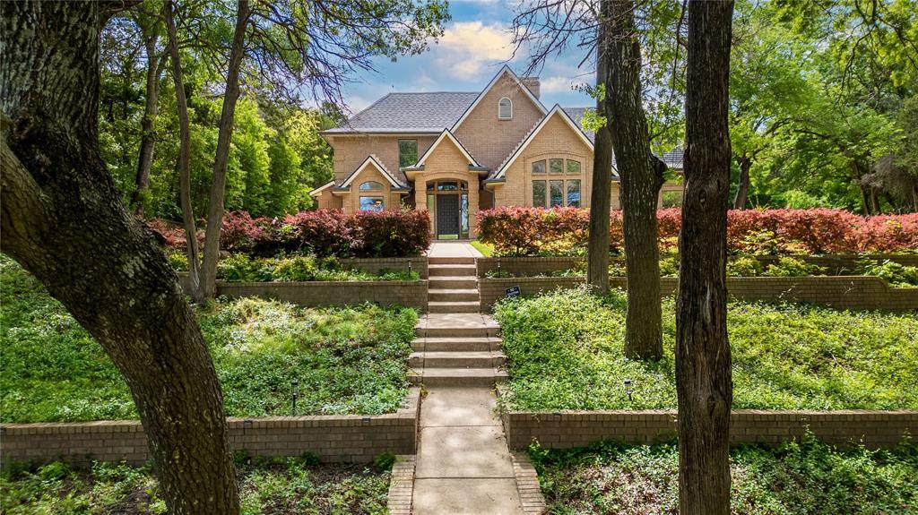 1254 Whispering Oaks Drive - Photo 1