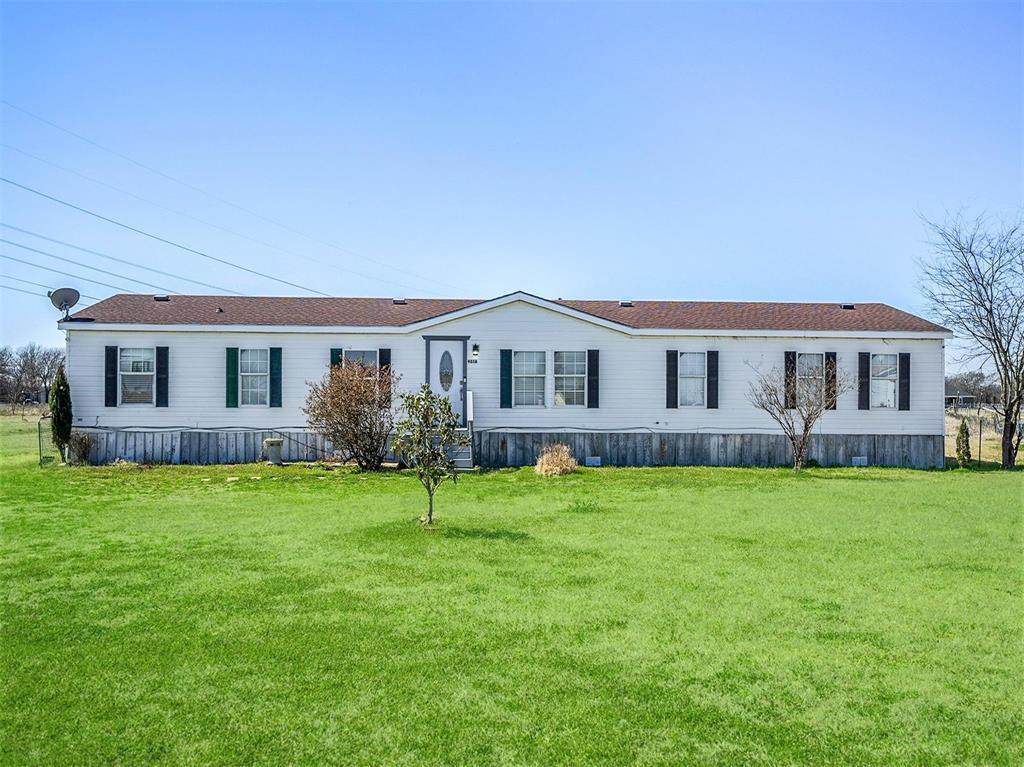 9558 Diamond Avenue - Photo 1