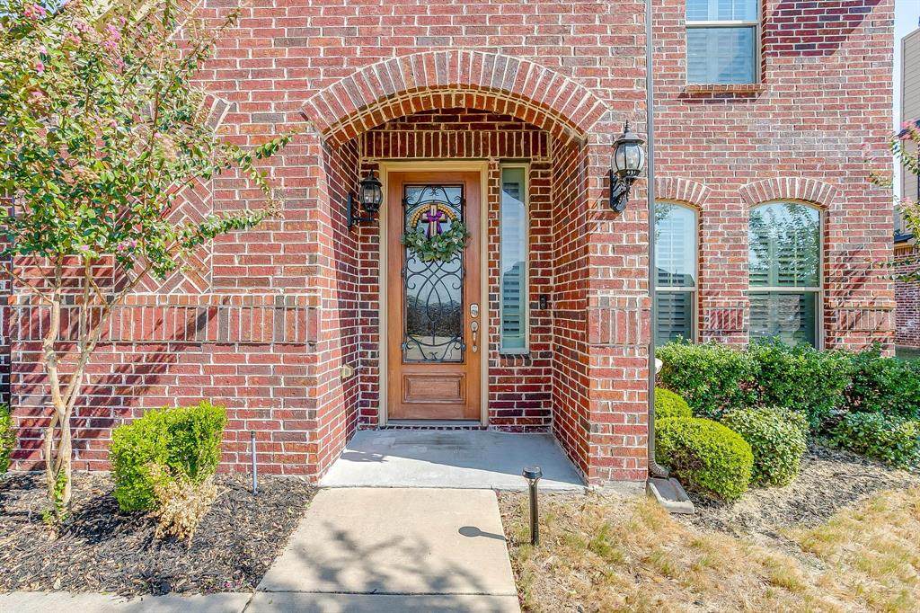 124 Lone Oak Drive - Photo 1