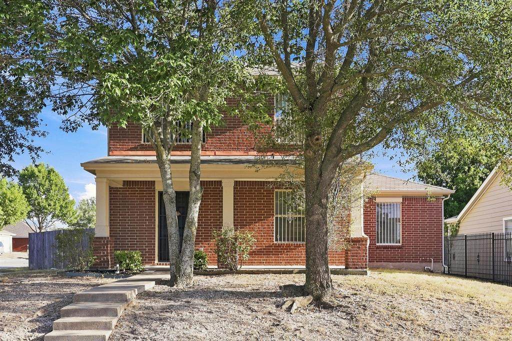 846 Trinity Lane - Photo 1