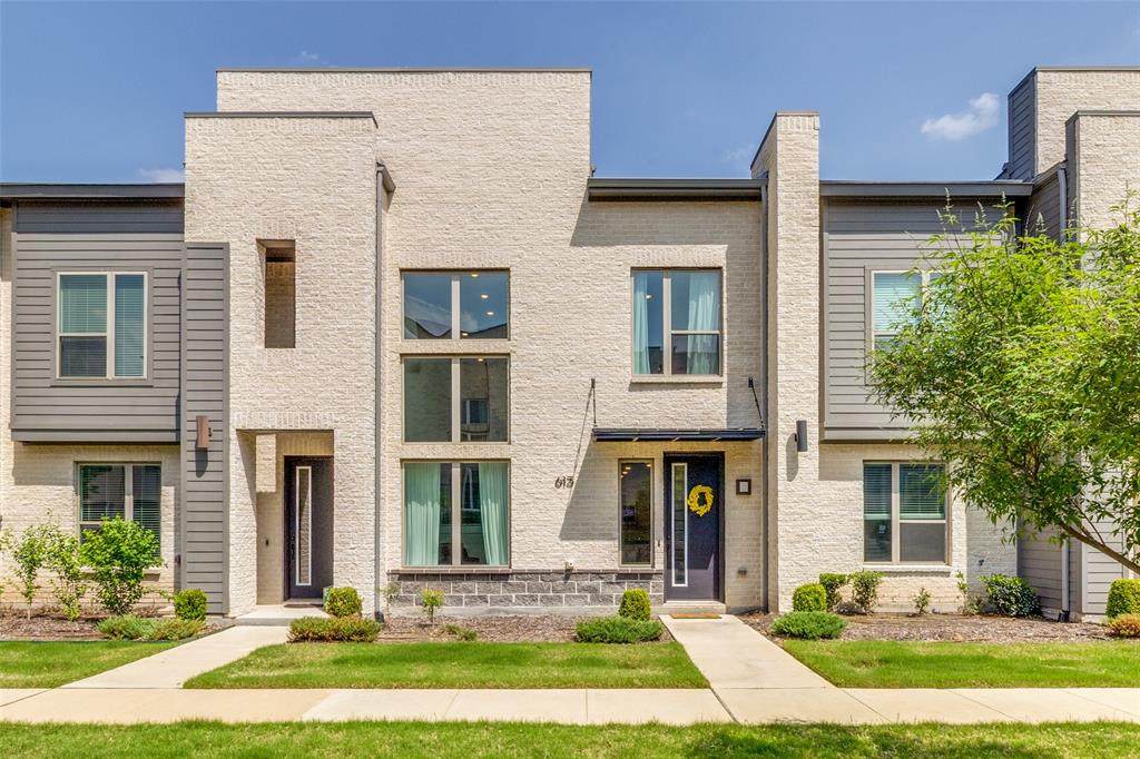 613 Collier Drive - Photo 1