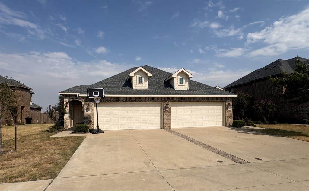 1029-1031 Skyview Court - Photo 1