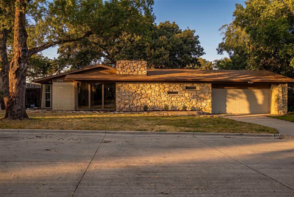 5144 Jennings Drive - Photo 1