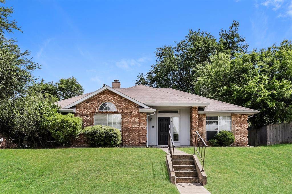 404 Derby Lane - Photo 1