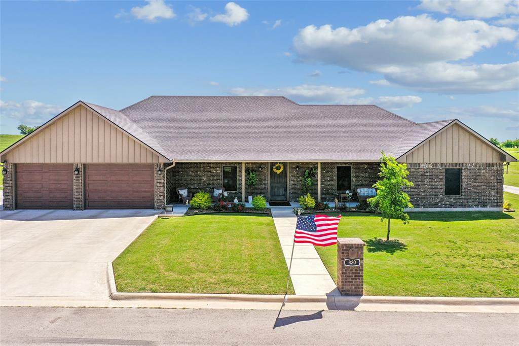 820 Fleitman Drive - Photo 1