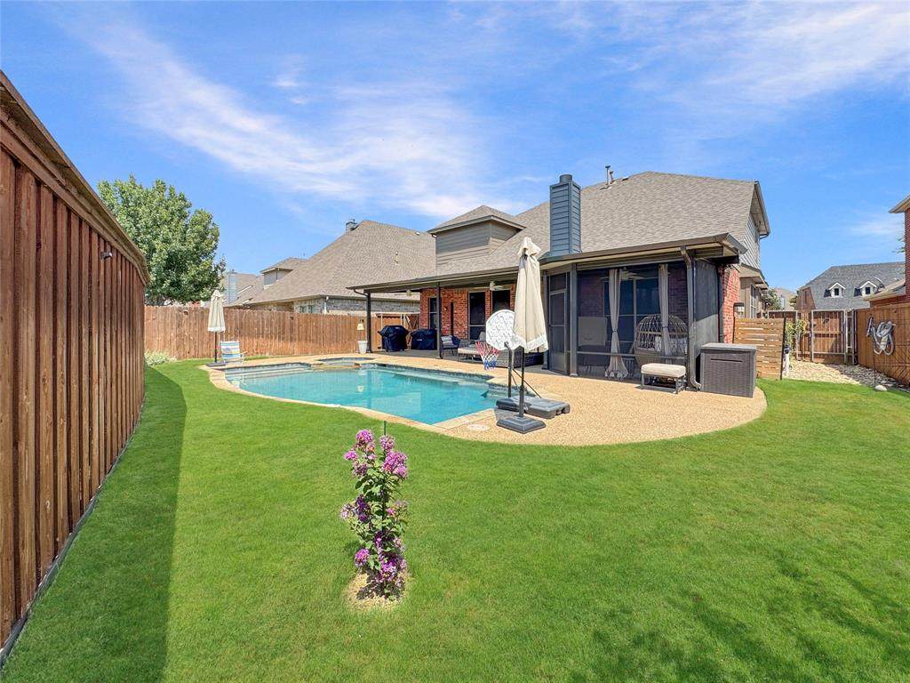1413 Clearwater Drive - Photo 1
