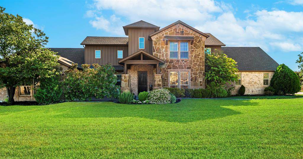 321 Bear Country Drive - Photo 1