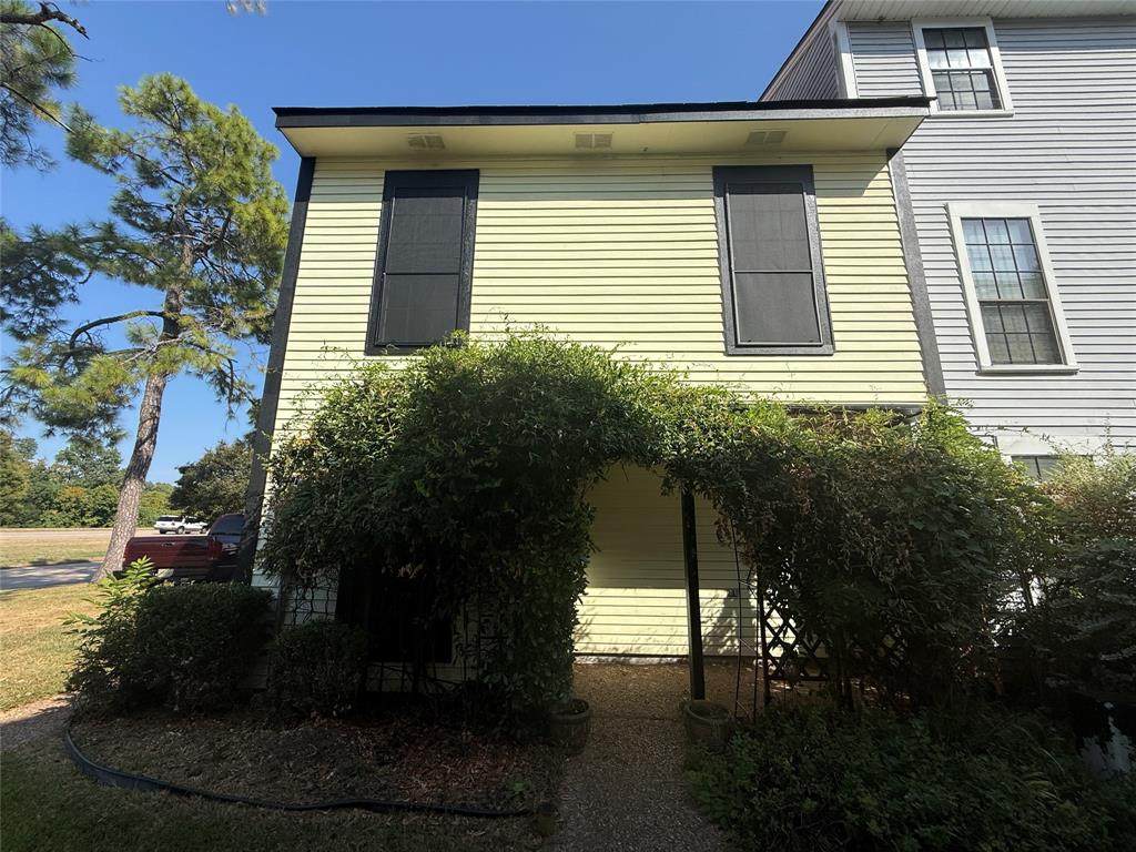 1401 Oden Street - Photo 1
