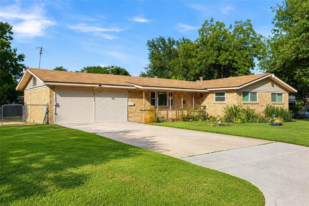 6725 Cylinda Sue Circle - Photo 1