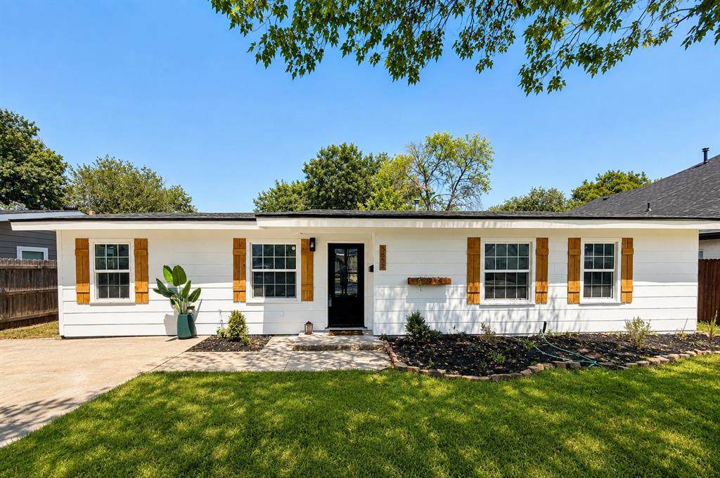 5852 Lyle Street - Photo 1