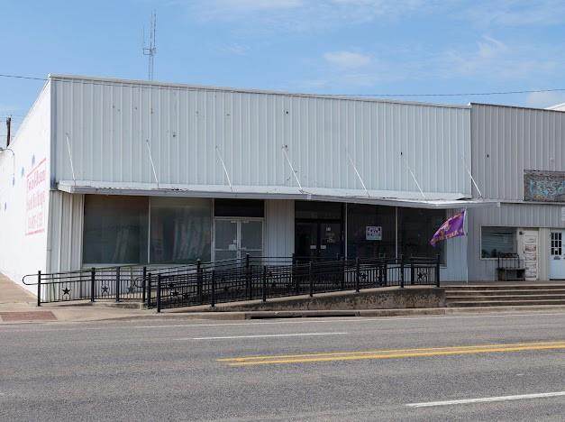 401 Texas Avenue - Photo 1