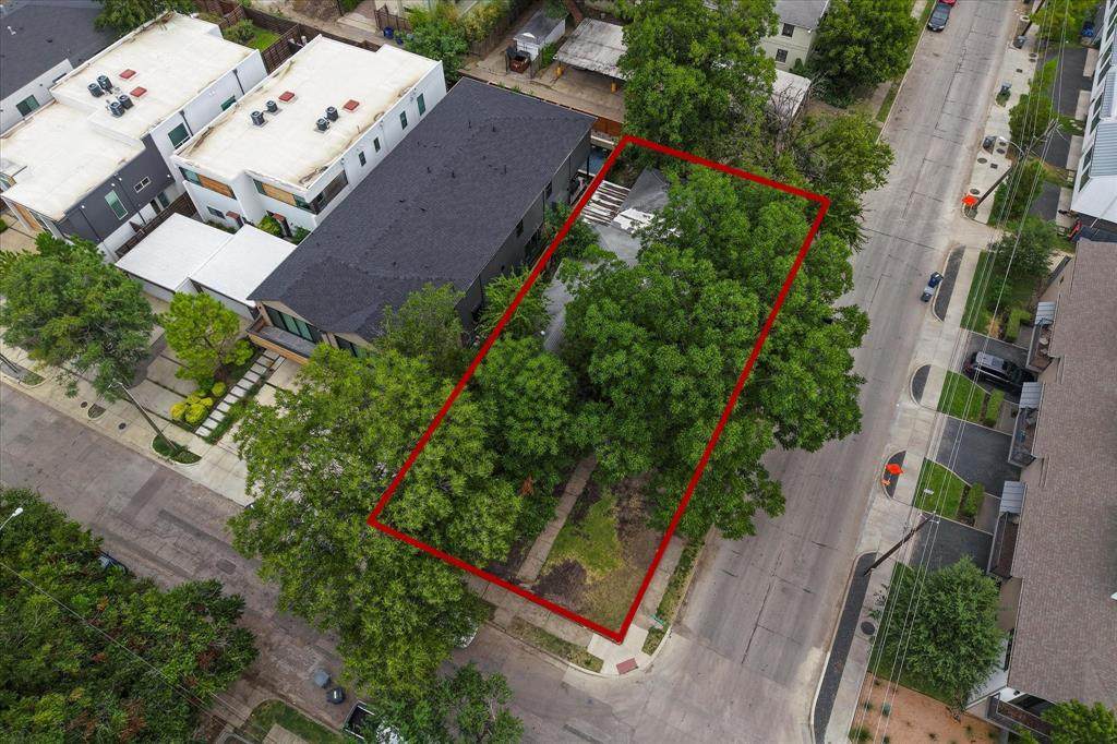 2300 Prairie Avenue - Photo 1