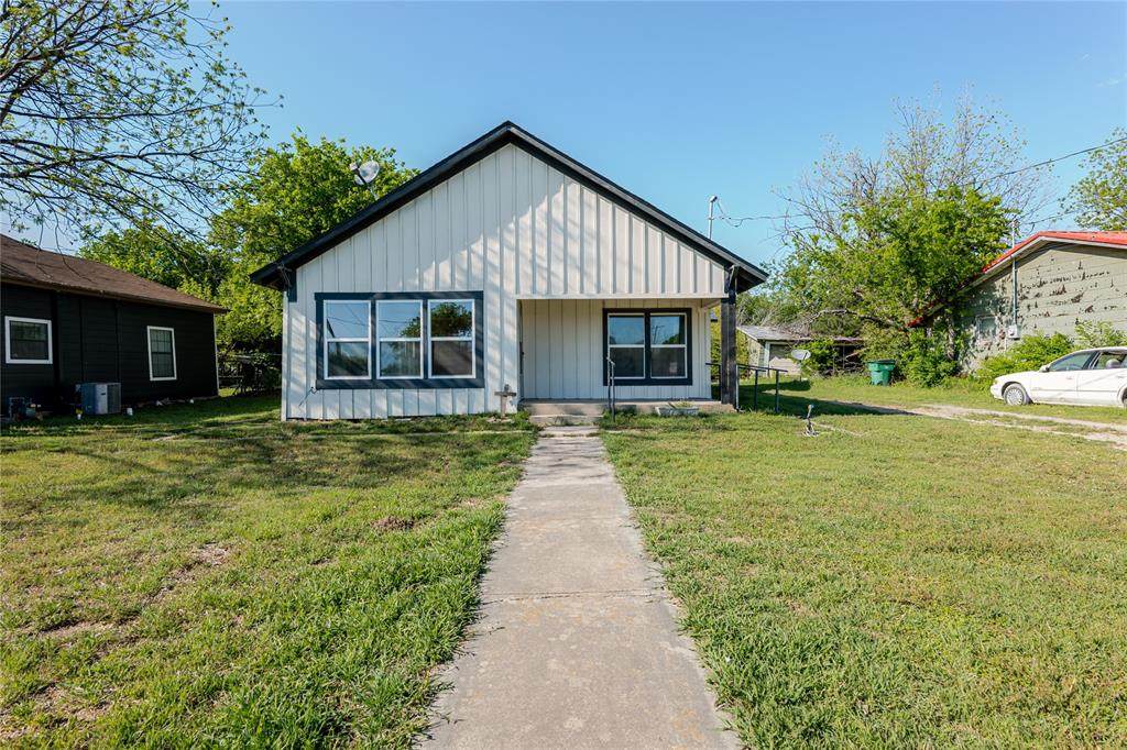 228 W Archer Street - Photo 1