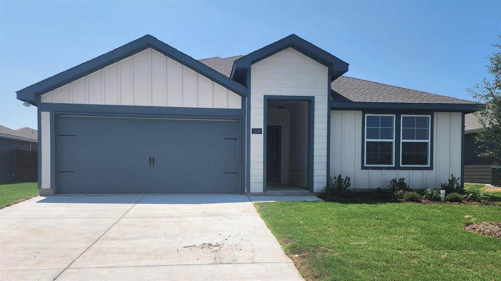 1216 Breezy Oak Drive - Photo 1