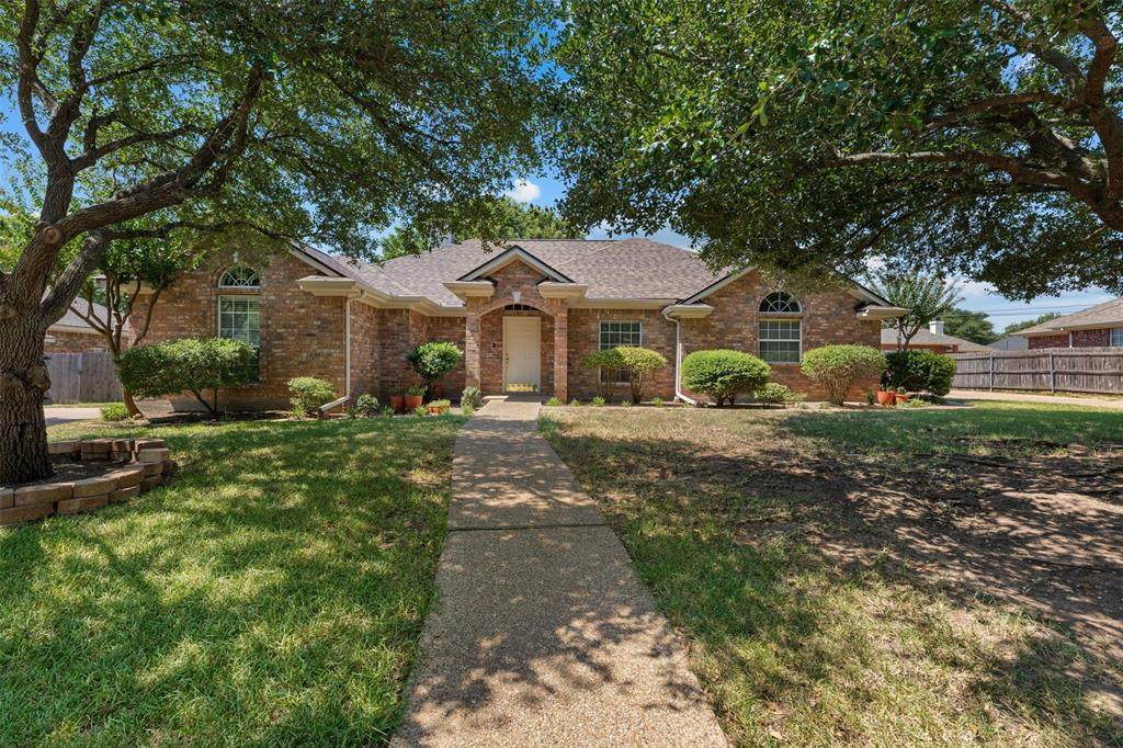 1209 Heatherwood - Photo 1