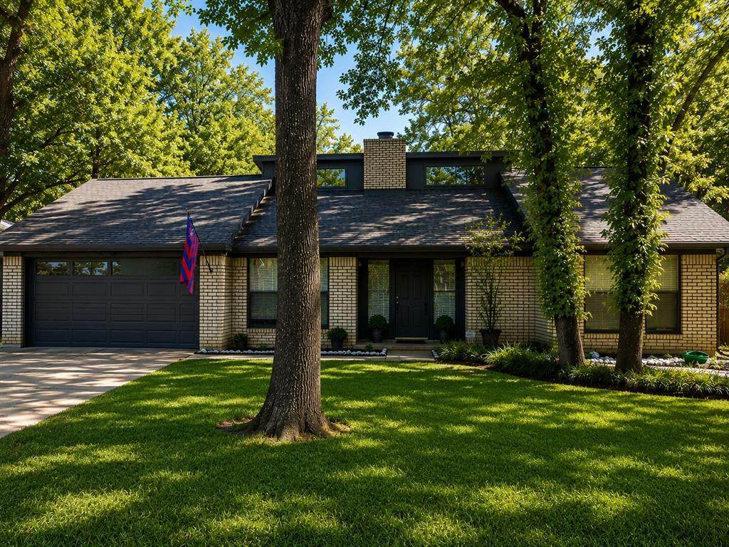 2858 Cresthaven Drive - Photo 1